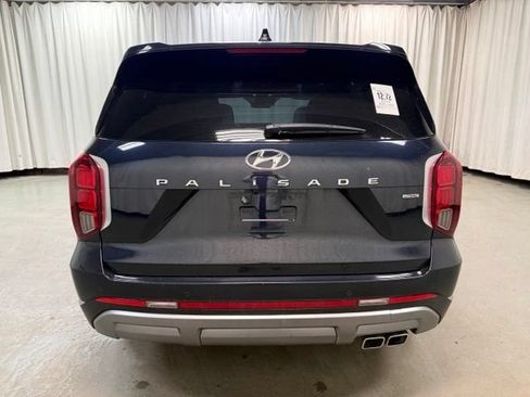 Used 2024 Hyundai Palisade Limited AWD/4WD image 6