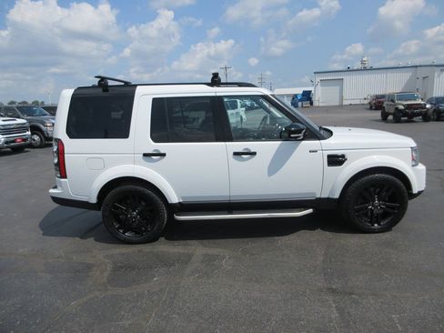 Used 2016 Land Rover LR4 HSE Silver Edition AWD/4WD image 2