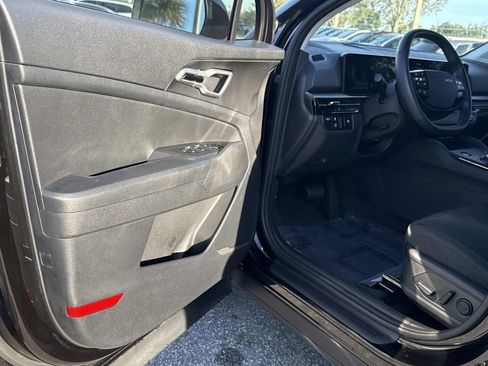 Used 2026 Kia Sportage S image 19