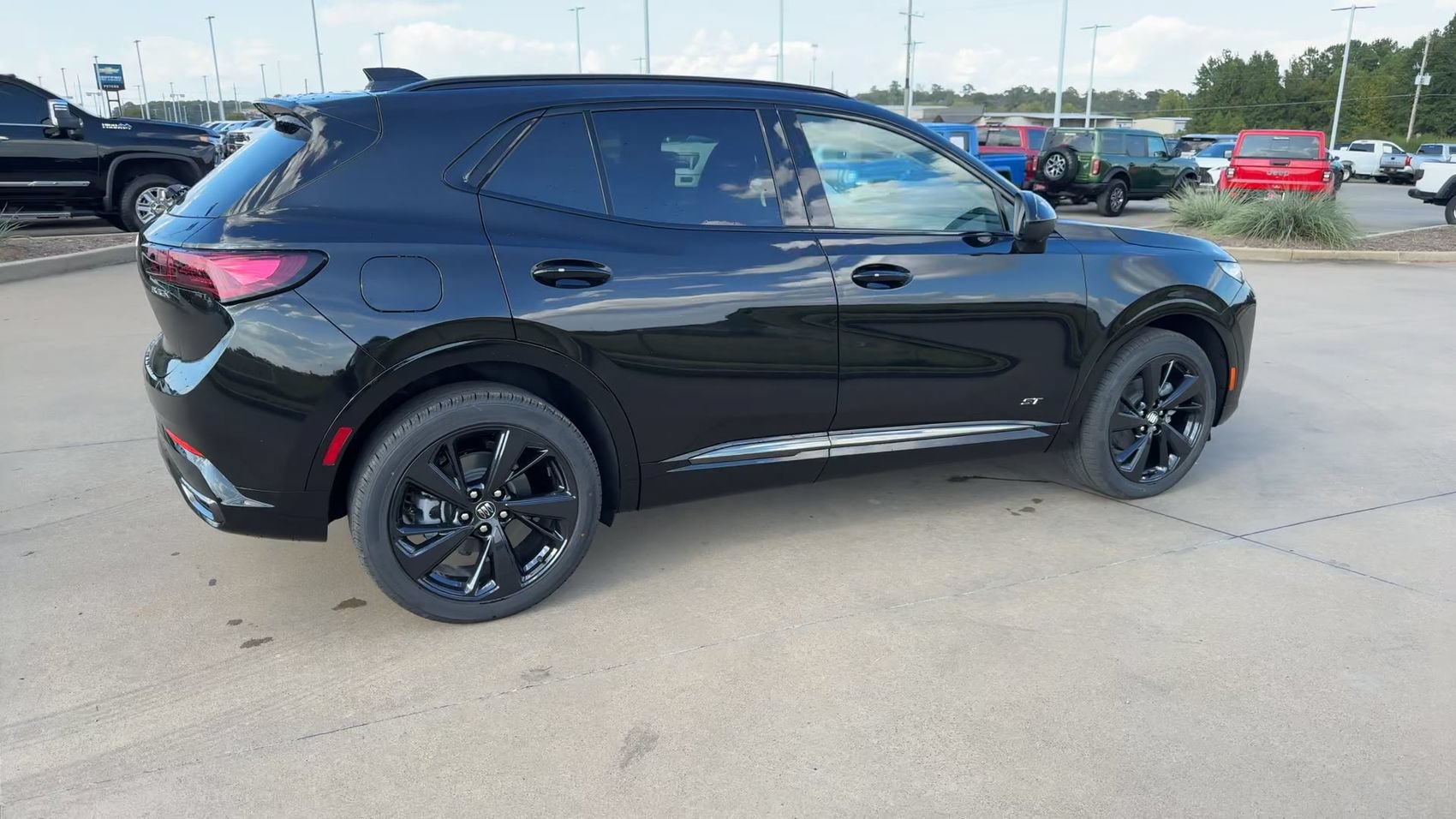 New 2026 Buick Envision Sport Touring AWD/4WD image 9
