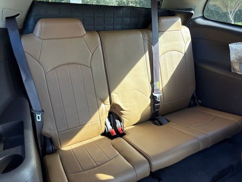 Used 2016 Buick Enclave Premium image 29