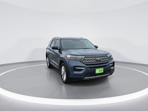 Certified 2021 Ford Explorer Limited w/ Hybrid Equipment Group 310A image 3