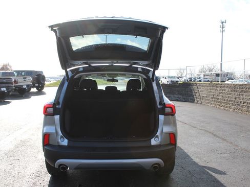 Used 2023 Ford Escape Active image 5