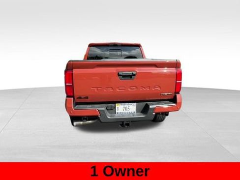 Used 2025 Toyota Tacoma TRD Sport w/ TRD Sport Upgrade Package AWD/4WD image 6