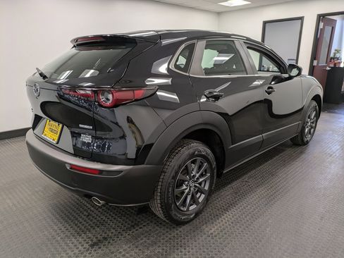 Certified 2023 MAZDA CX-30 AWD 2.5 S image 4