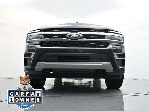 Used 2023 Ford Expedition Limited image 31
