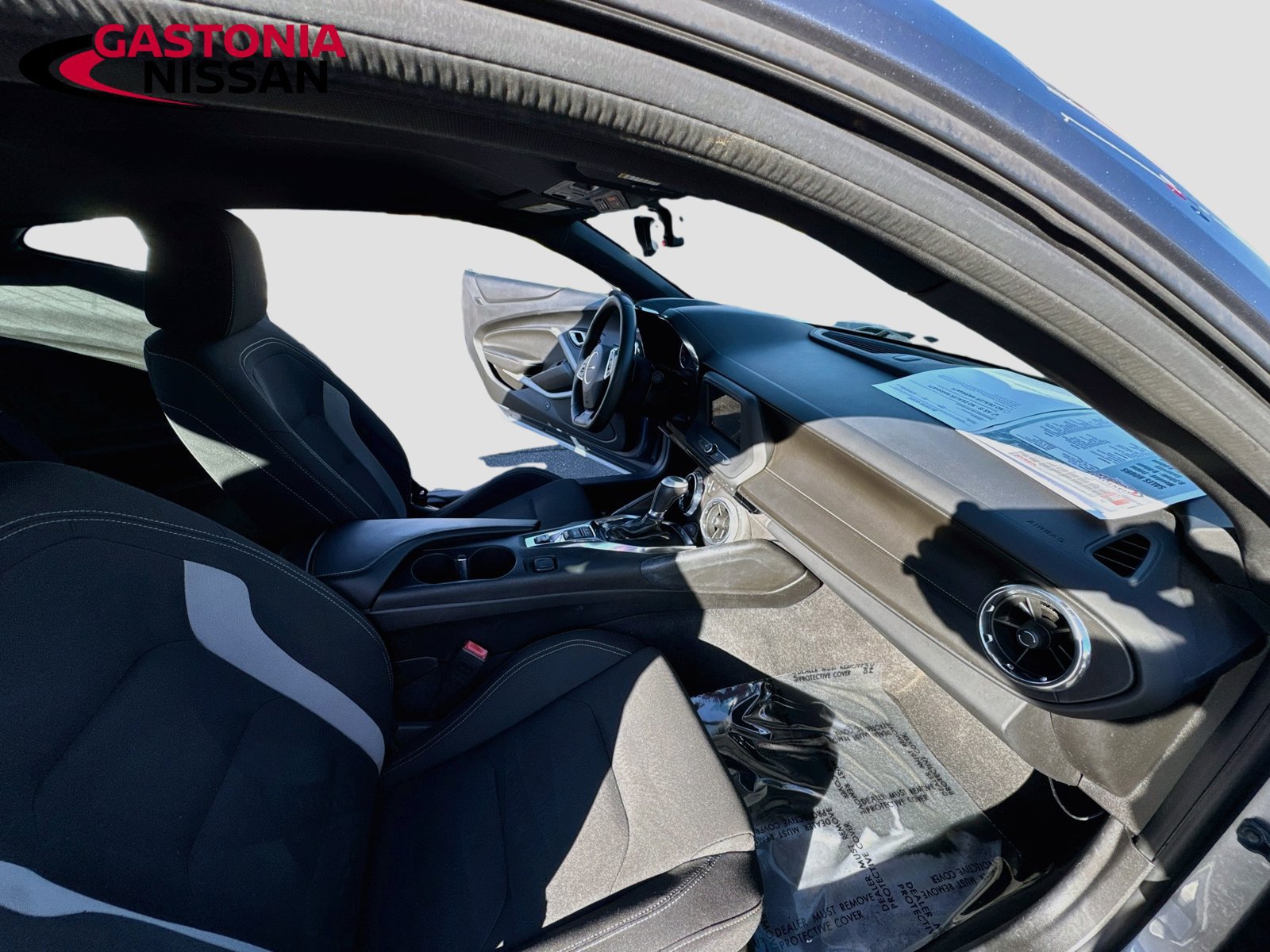 Used 2019 Chevrolet Camaro LT RWD image 31