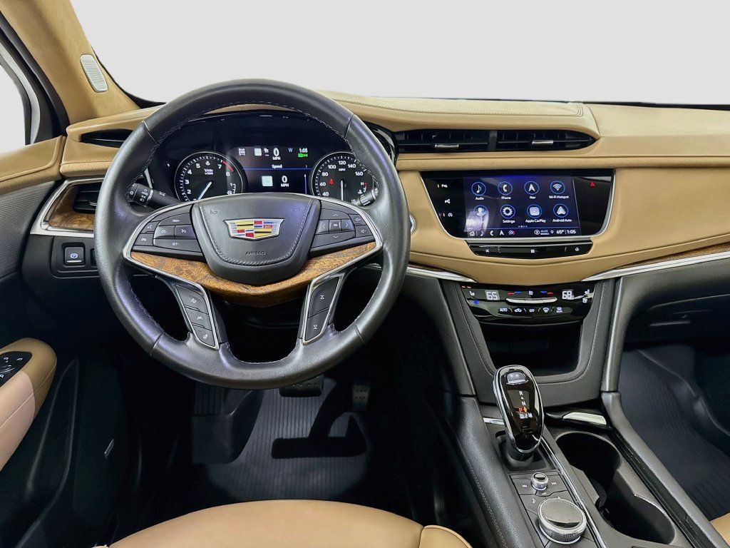 Used 2021 Cadillac XT5 Premium Luxury w/ Platinum Package AWD/4WD image 26
