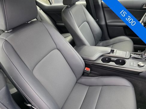Used 2023 Lexus IS 300 w/ Premium Package RWD image 29