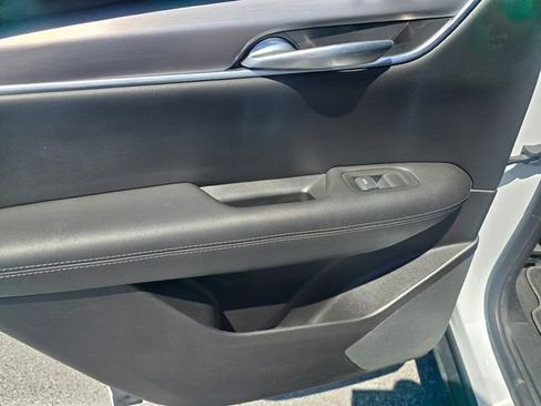 Used 2024 Cadillac XT5 Luxury image 15