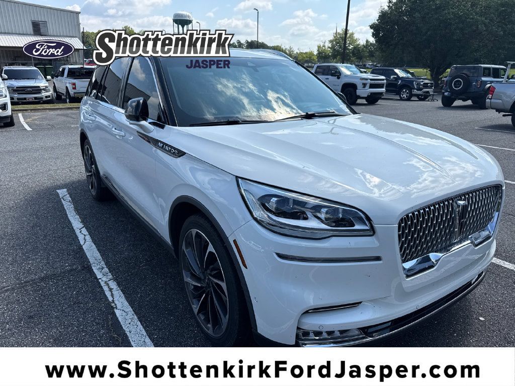 Used 2020 Lincoln Aviator Reserve w/ Equipment Group 202A AWD/4WD image 1