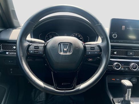 Used 2023 Honda Civic Sport image 11