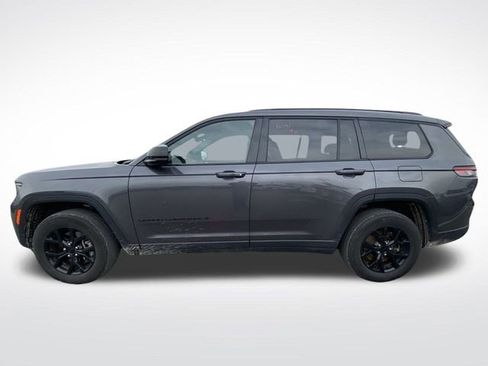 Used 2024 Jeep Grand Cherokee L Altitude image 5