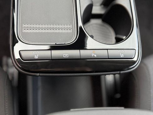 New 2026 Hyundai Ioniq 5 SE image 19