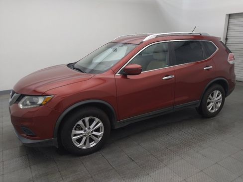 Used 2016 Nissan Rogue SV FWD image 2