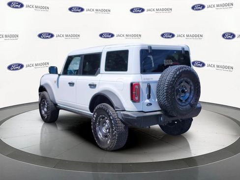 Certified 2025 Ford Bronco Badlands AWD/4WD image 3