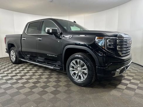 Used 2023 GMC Sierra 1500 Denali w/ Technology Package image 2