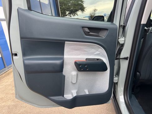 Used 2024 Ford Maverick XLT image 16