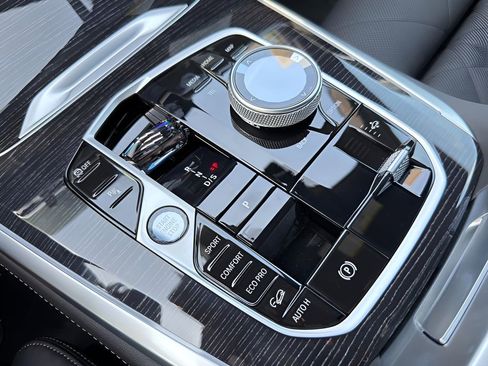 New 2026 BMW X5 M60i AWD/4WD image 19