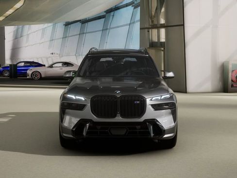 Used 2026 BMW X7 M60i image 31