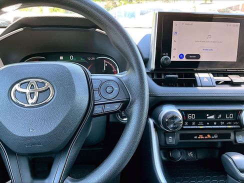 Used 2025 Toyota RAV4 XLE w/ Convenience Package FWD image 25