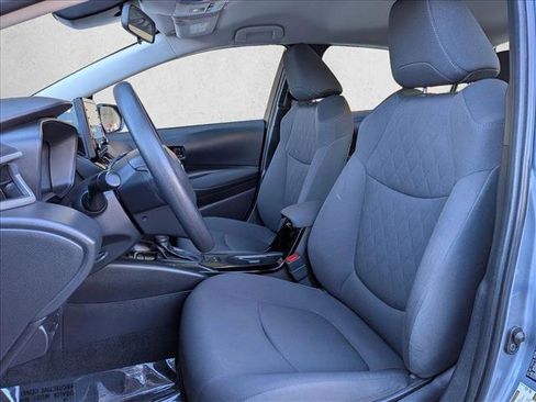 Used 2022 Toyota Corolla LE image 16