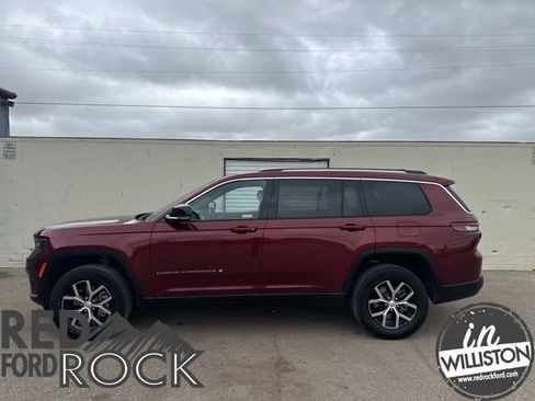 Used 2023 Jeep Grand Cherokee L Limited AWD/4WD image 4