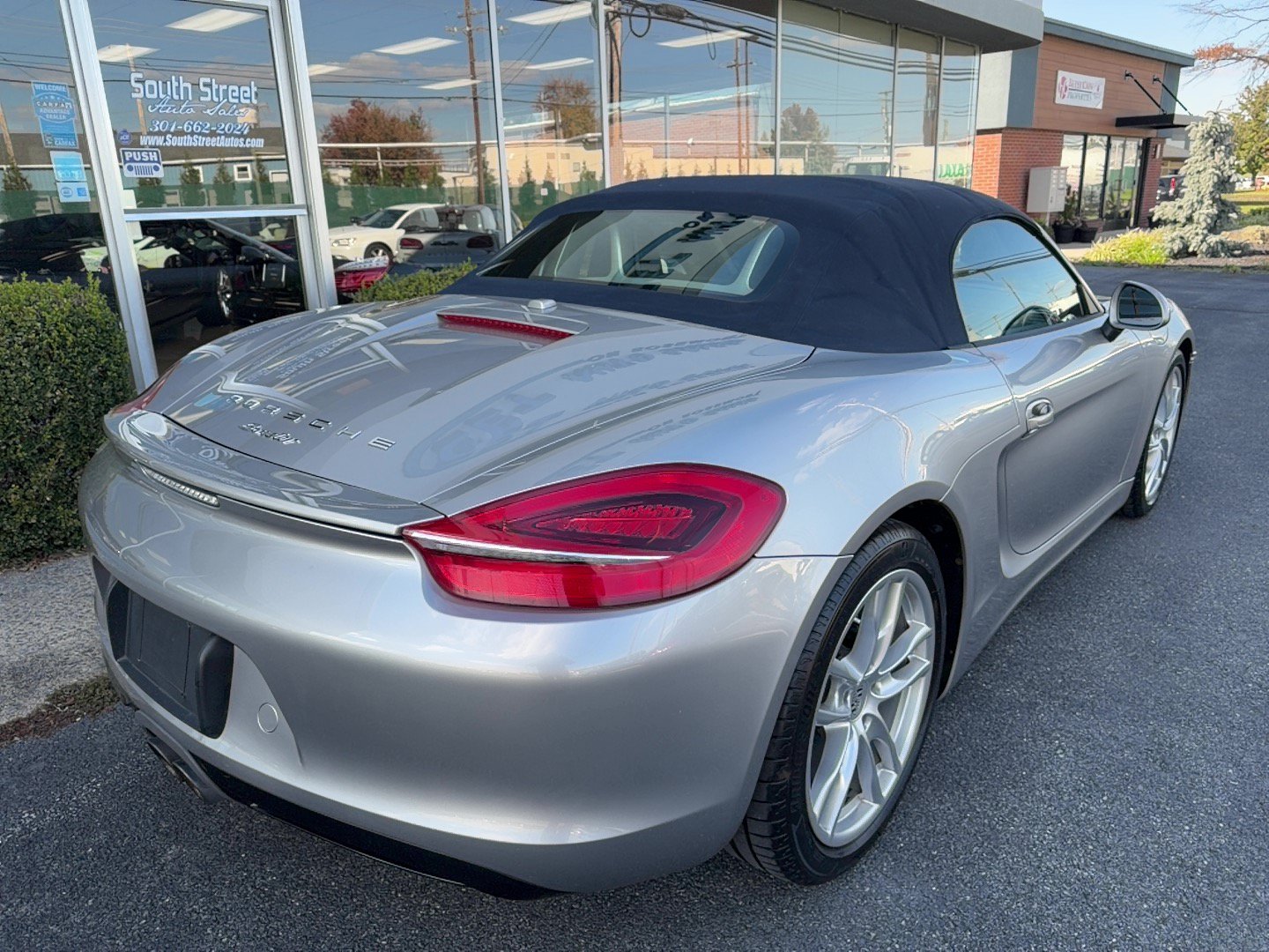 Used 2013 Porsche Boxster RWD image 3