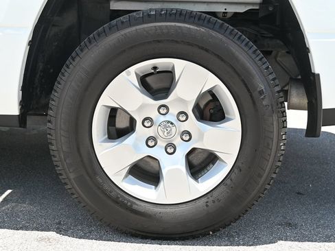 Used 2021 RAM 1500 Big Horn AWD/4WD image 8