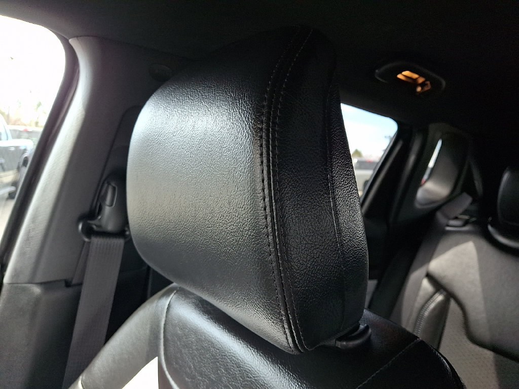 Used 2023 Jeep Compass Latitude AWD/4WD image 18
