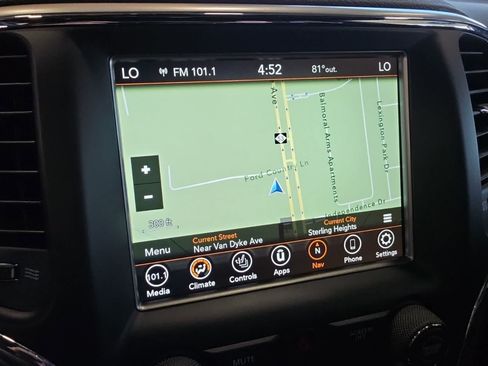 Used 2018 Jeep Grand Cherokee Altitude AWD/4WD image 31