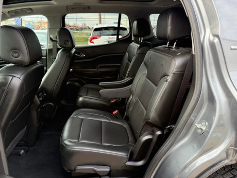Used 2022 GMC Acadia SLT w/ Preferred Package AWD/4WD image 21