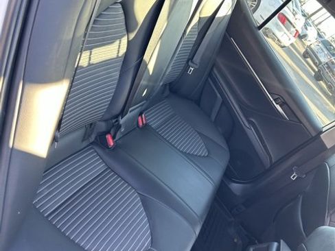 Used 2023 Toyota Camry SE image 14