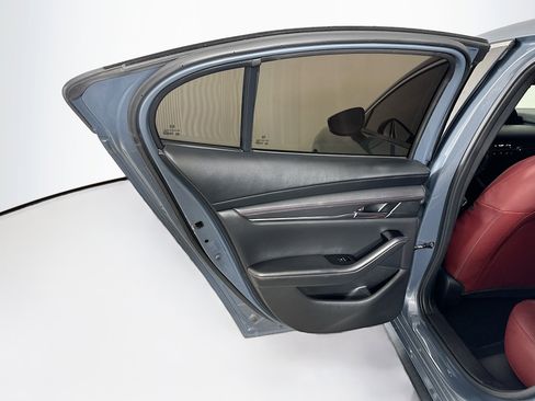 Used 2023 MAZDA MAZDA3 s image 25