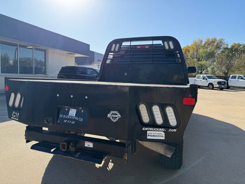 Used 2018 RAM 2500 Tradesman w/ Chrome Appearance Group image 13