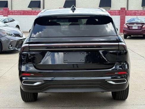 Used 2024 Lincoln Nautilus Reserve w/ Equipment Group 202A AWD/4WD image 5