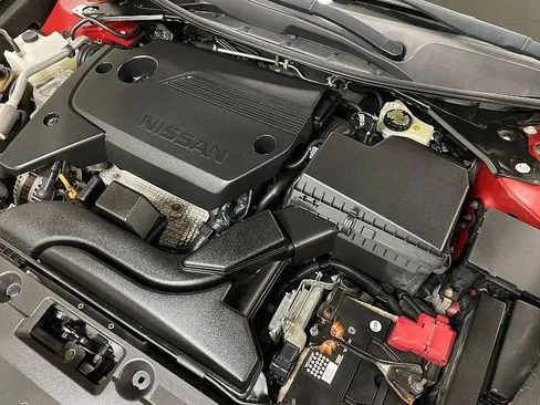 Used 2016 Nissan Altima 2.5 SL w/ 2.5 Technology Package FWD image 16