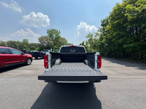Used 2022 Chevrolet Colorado Z71 AWD/4WD image 15