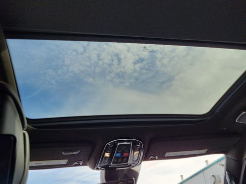 Used 2022 Jeep Grand Wagoneer Series II image 5