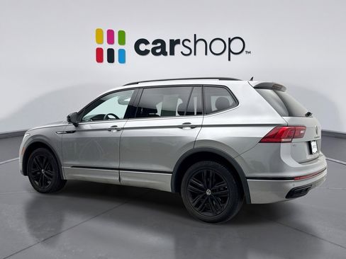 Used 2022 Volkswagen Tiguan SE R-Line AWD/4WD image 3