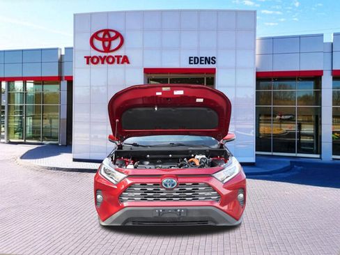 Used 2021 Toyota RAV4 Limited w/ Limited Grade Weather Package AWD/4WD image 12