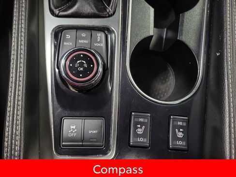 Used 2023 Nissan Maxima SL FWD image 17
