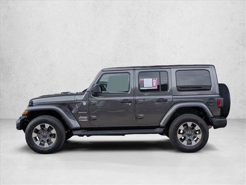 Used 2021 Jeep Wrangler Unlimited Sahara w/ Uconnect 4C Nav & Sound Group AWD/4WD image 8
