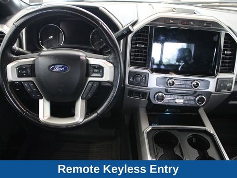 Used 2022 Ford F250 Lariat w/ Lariat Value Package AWD/4WD image 7