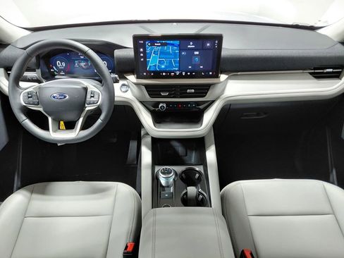 New 2026 Ford Explorer Active AWD/4WD image 2