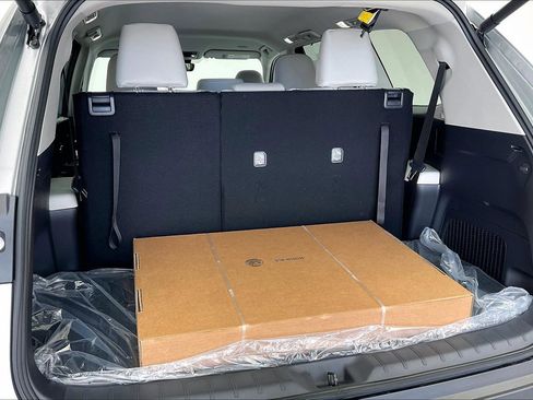 New 2026 Toyota Grand Highlander AWD Hybrid image 11