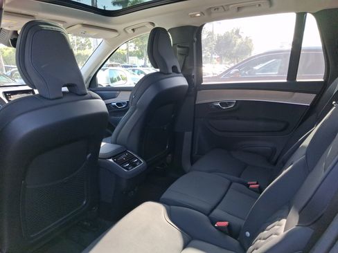 Used 2026 Volvo XC90 B5 Plus AWD/4WD image 5