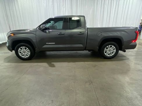 Used 2022 Toyota Tundra SR5 image 7