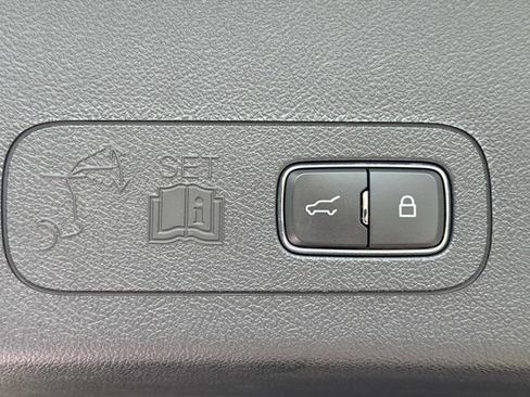 Certified 2023 Lincoln Aviator Reserve w/ Equipment Group 201A RWD image 15