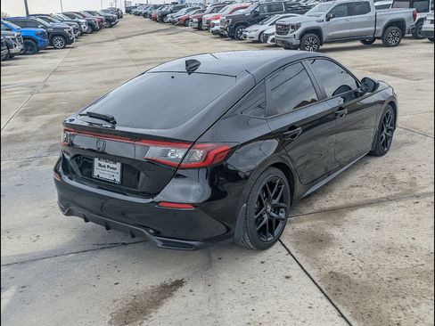 Used 2023 Honda Civic Sport image 7